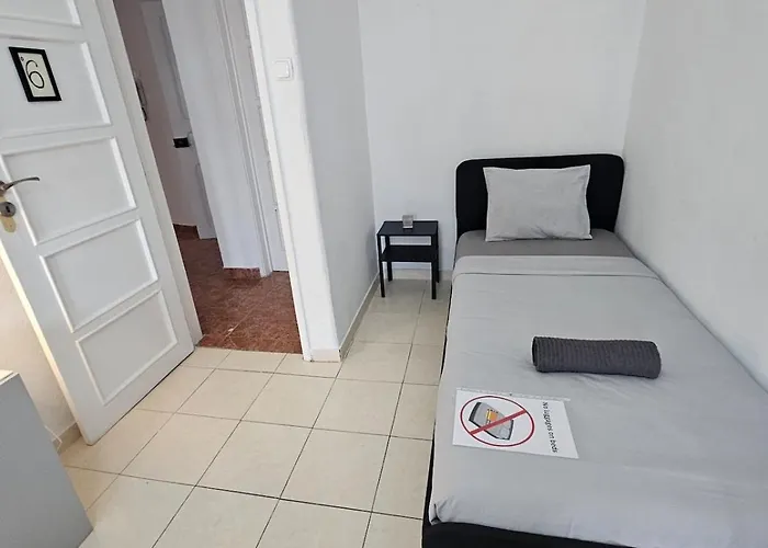 Homestay Spacious Guest