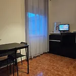Spacious Guest *