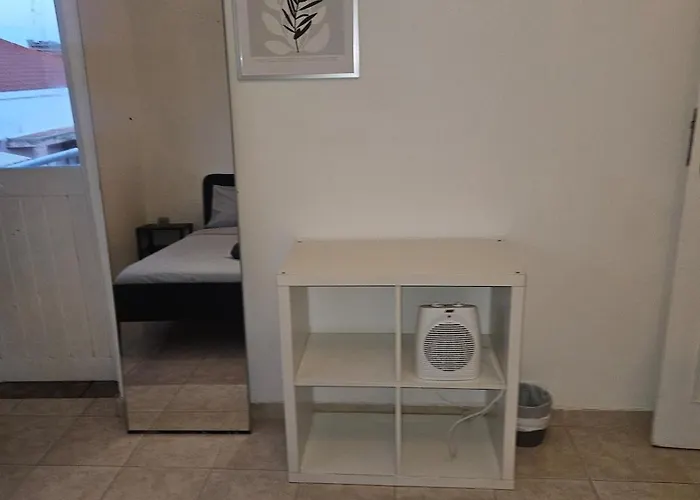 Spacious Guest בית אירוח