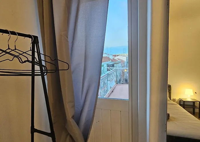 Spacious Guest בית אירוח