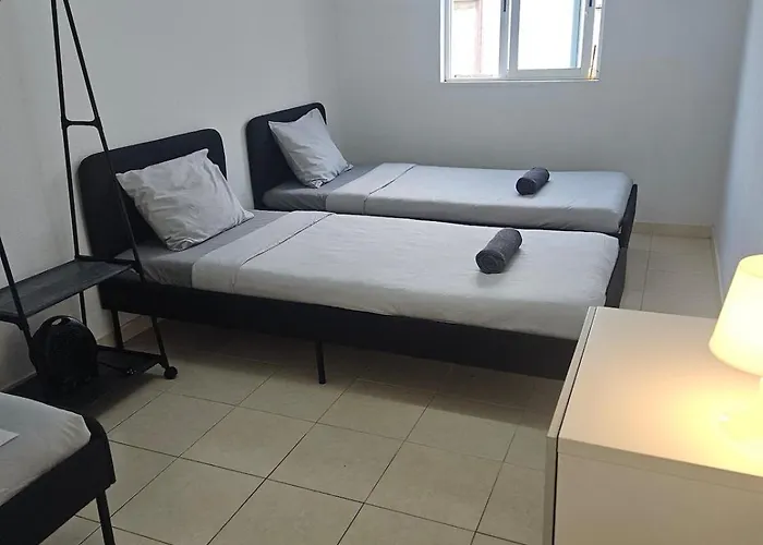 Spacious Guest * ליסבון