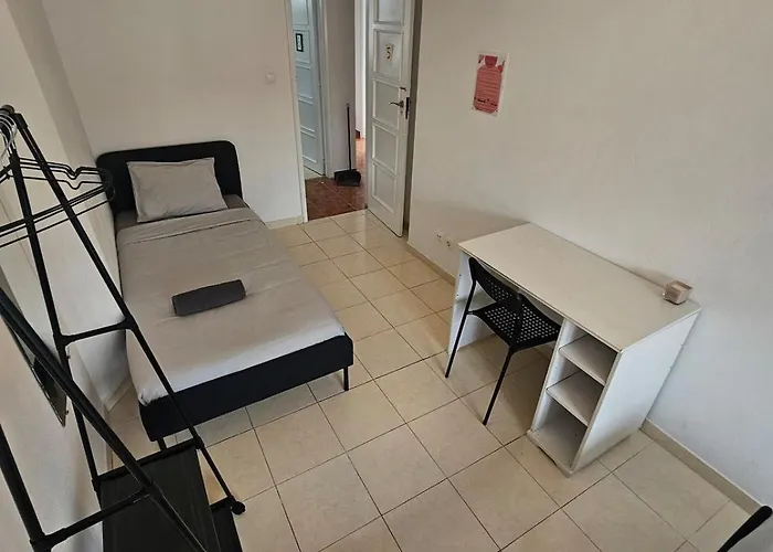 Δωμάτια σε οικογενειακή κατοικία Spacious Guest