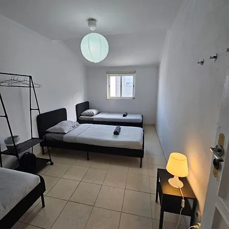 Spacious Guest Quarto em Acomodações Particulares Lisboa